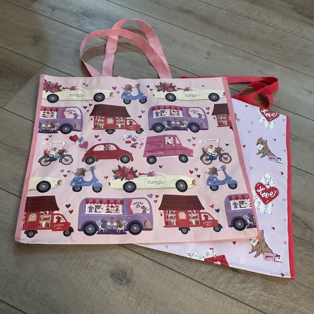 Homegoods TJMaxx Marshalls Valentines Day Mouse & Dog Heart Print Tote Bags NWOT